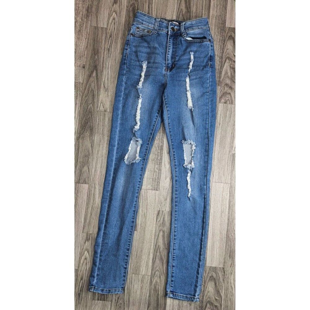 (3/$35) Fashion Nova Size 5 / 6 Pockets Distressed Skinny Denim Blue Jeans